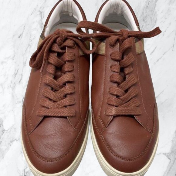 EUC Burberry Mens Leather sneakers w/Check insert Sz 42, fits like a US Sz 10 - Picture 2 of 8